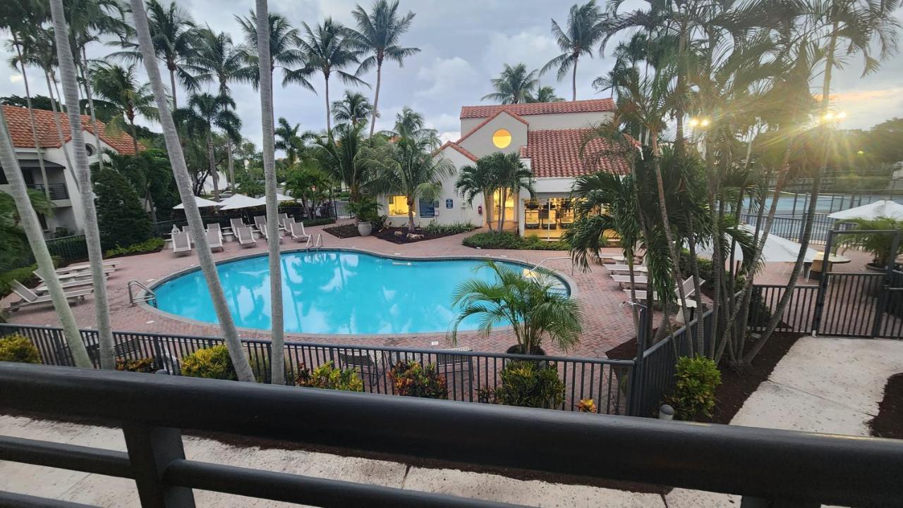 Dharma Home Suites Dania Beach At Sheridan Ocean Club 외부 사진